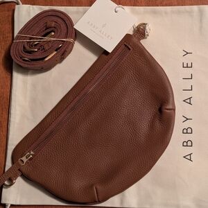 NWT Abby Alley The Midi Sling, Cognac